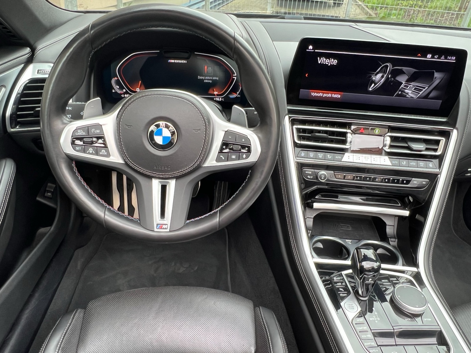 BMW M 850i