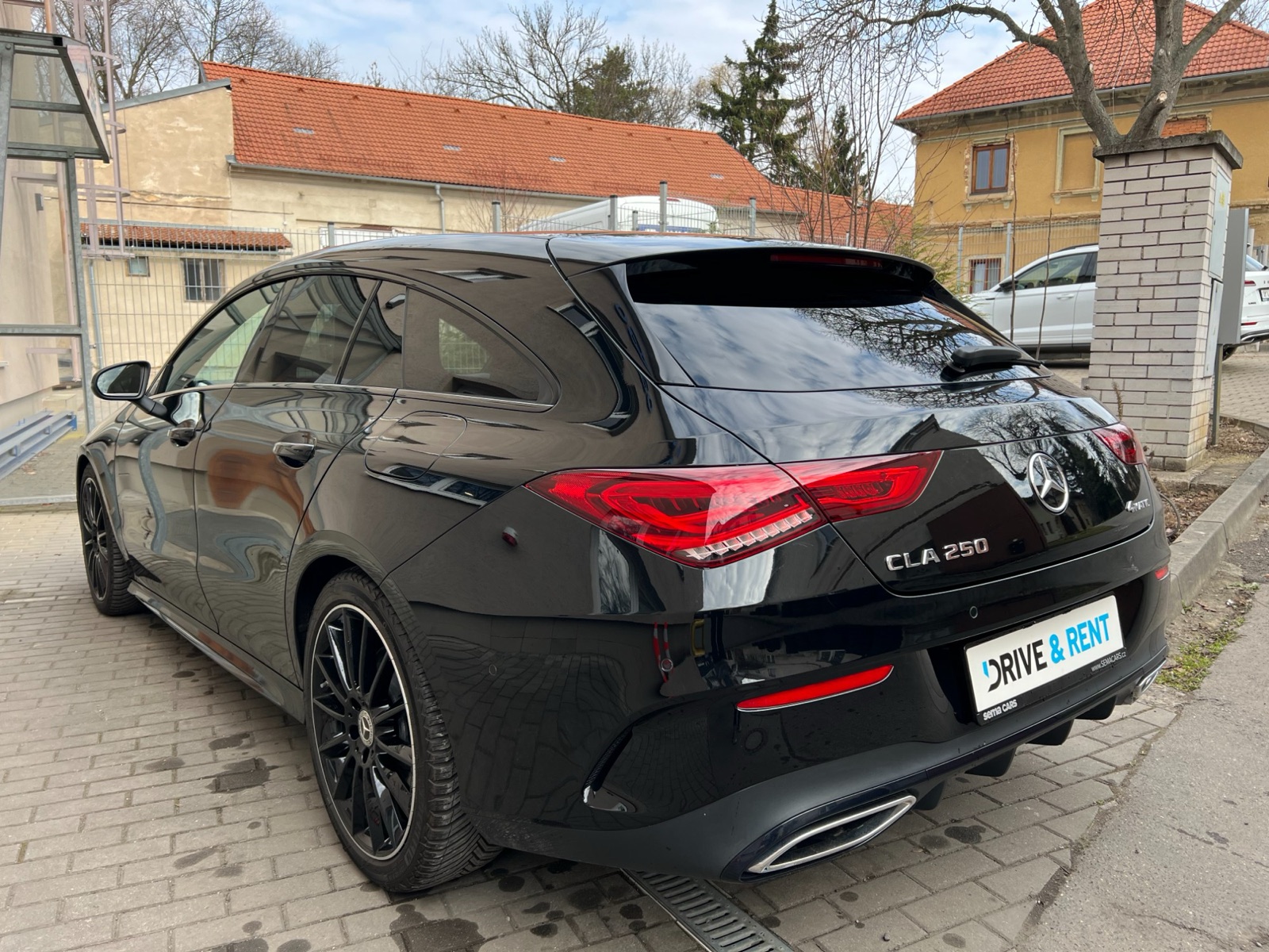 Mercedes-Benz CLA 250